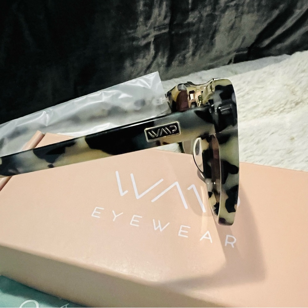 Viva Eyewear Tortoise Shell Sunglasses - Picture 4 of 7